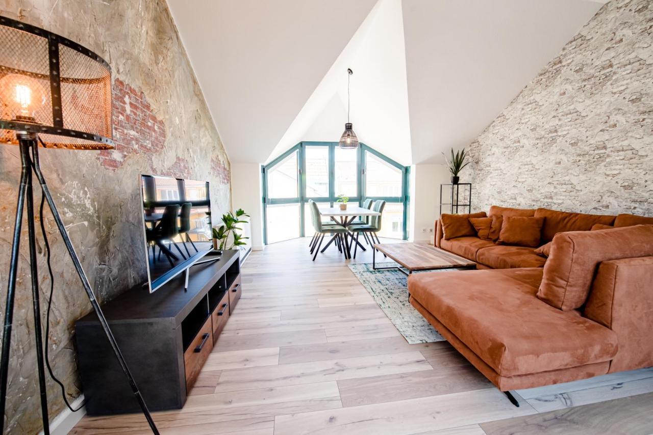 Industrie Stil Apartment Unweit Vom See ลอสไฮม์ ภายนอก รูปภาพ