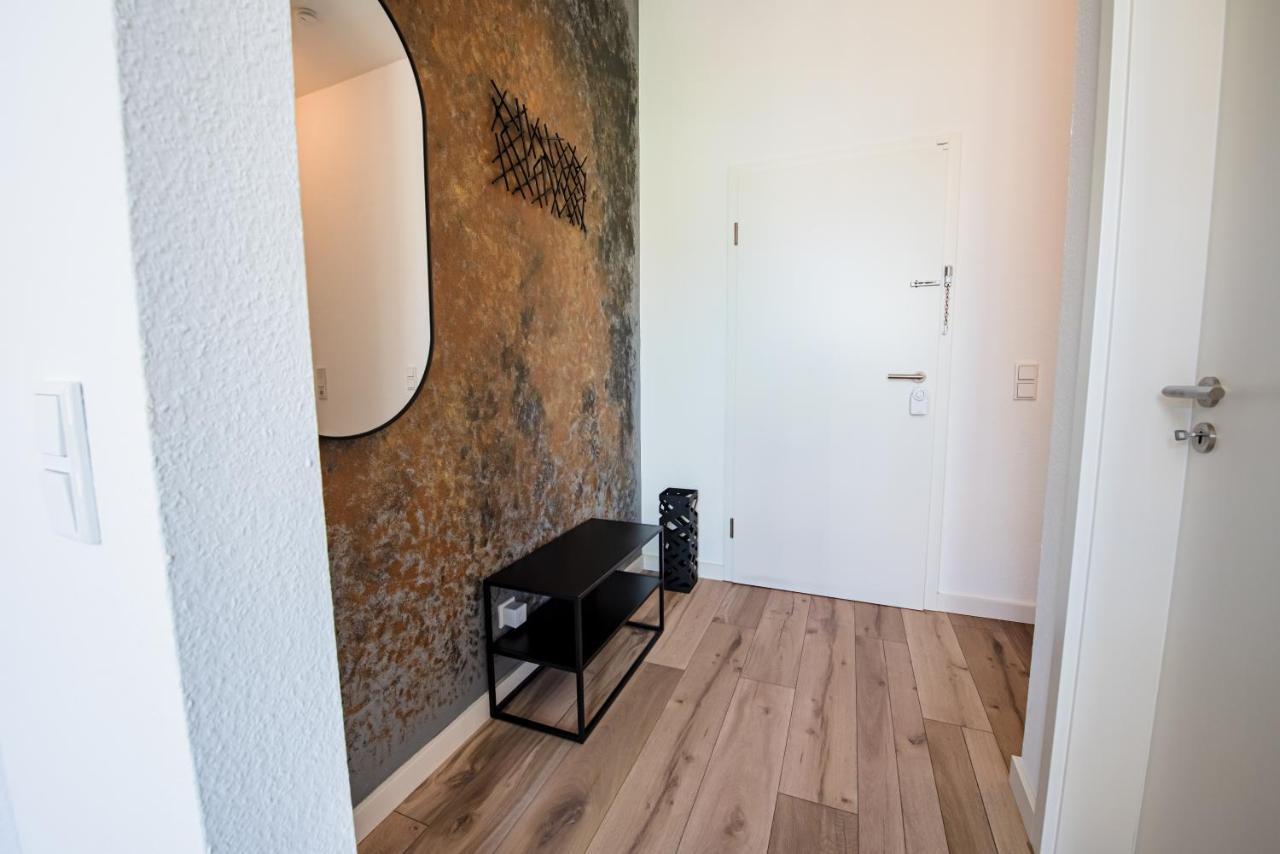 Industrie Stil Apartment Unweit Vom See ลอสไฮม์ ภายนอก รูปภาพ