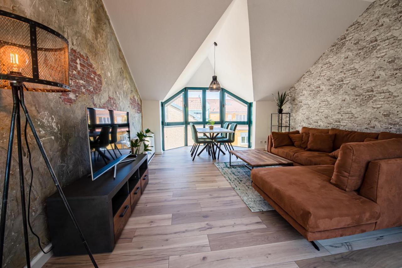 Industrie Stil Apartment Unweit Vom See ลอสไฮม์ ภายนอก รูปภาพ